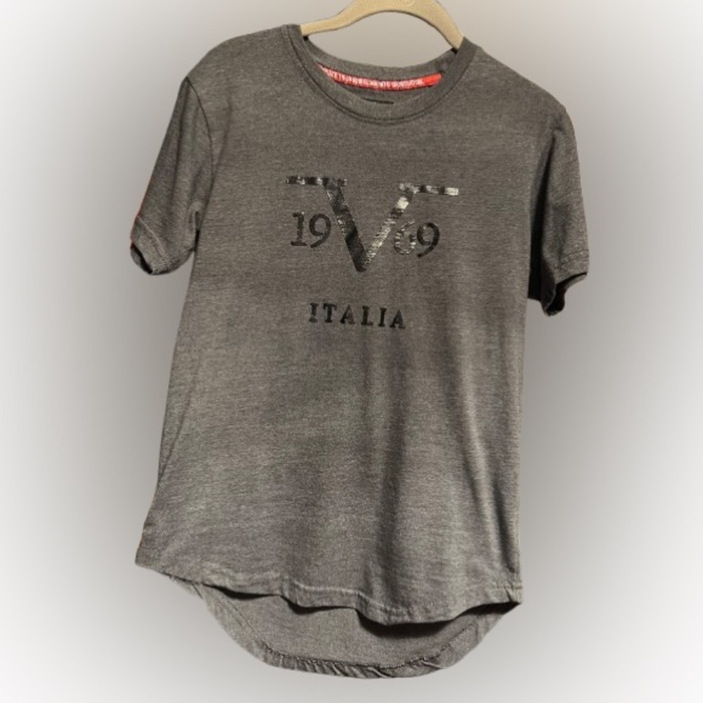 Versace Italia 1969 Grey Short Sleeve Tshirt - kids size 14/16 or women’s small